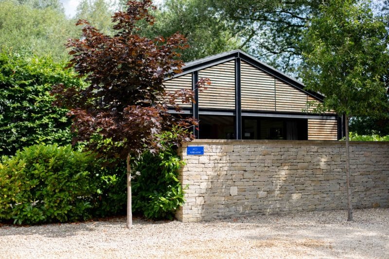 Lakeside holiday lodge with private pontoon