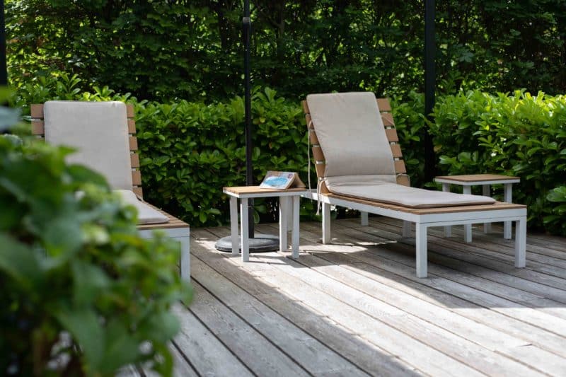 Garden and lake outlook from Pond Lodge